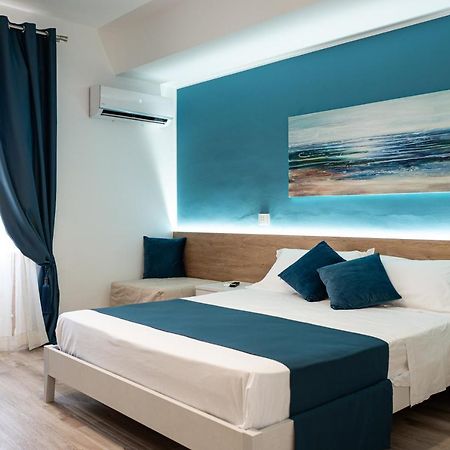 A Due Passi - Guest House ซานโต สเตฟาโน ดี กามาสตรา ภายนอก รูปภาพ