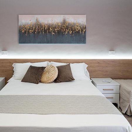 A Due Passi - Guest House ซานโต สเตฟาโน ดี กามาสตรา ภายนอก รูปภาพ